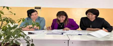 Әдістемелік орталығының әдіскері  Бердимуратова Умит Фахридинқызы тарих пәні мұғалімі Кенжеева Гулмира Убайдақызының  8 "Г" сыныбындағы "Қазақстандағы